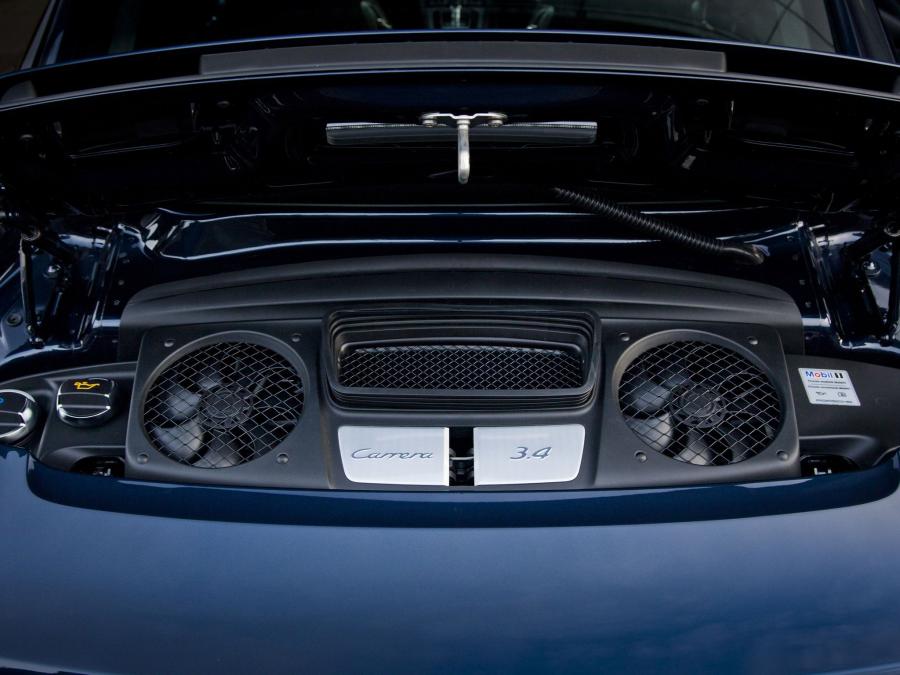  Porsche 911 Carrera 2011 года  (UK) (фото 3 из 7)